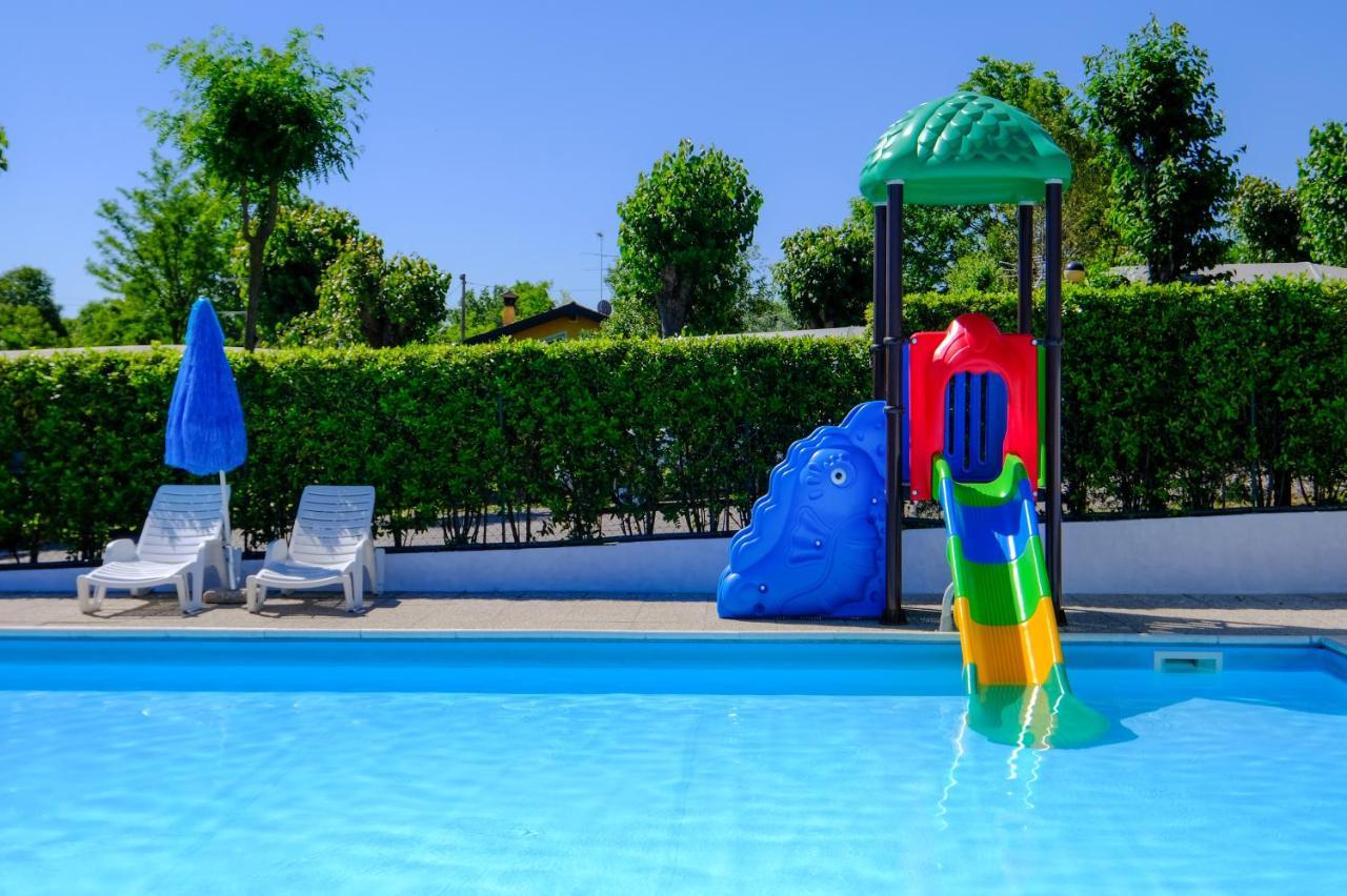 Campeggio Trevisago Iris Park Moniga del Garda Eksteriør billede